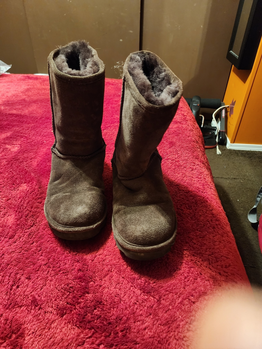 Bearpaw classic Brown Suede Shearling Lined Women's Boots